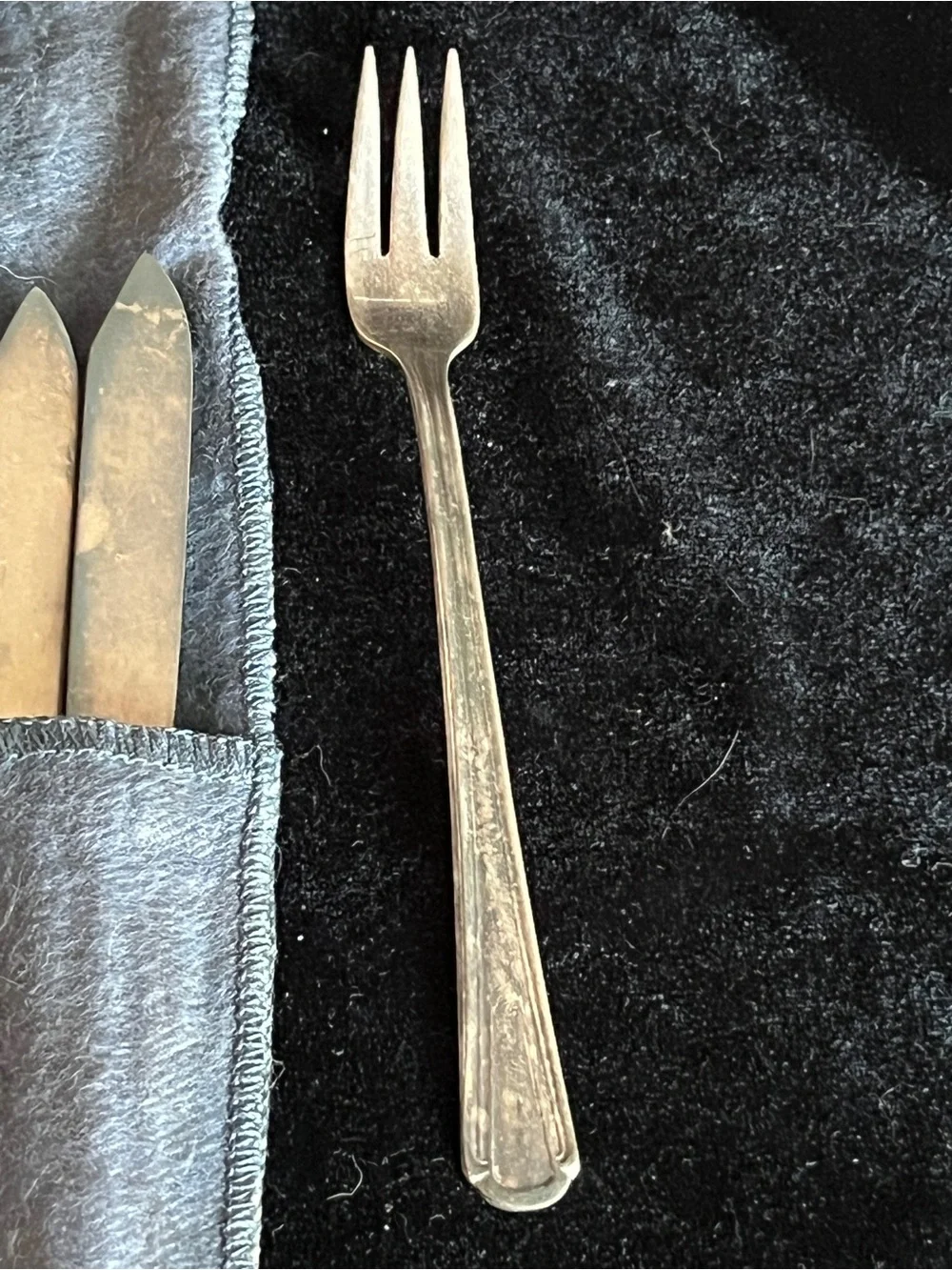 Lot of 22 Vintage Silver Plated Silverware Cheese Fruit Knives, appetizer Forks